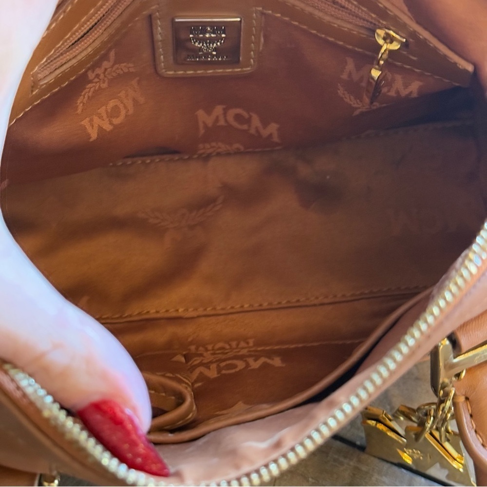 💎MCM COGNAC SMALL BOSTON BAG EUC💎 - Picture 11 of 14